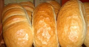 Хлябът пак поскъпва – минава 2 лева!