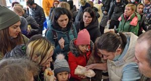 Украинки отседнали в хотел в Родопите: Скумрията е риба за бедни и не сме дошли тук за да работим