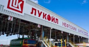 Бомба в Новини 0: Казахстан купува „Нефтохим” бензиностанциите „Лукойл“ стават „Ромпетрол“ /СХЕМАТА/